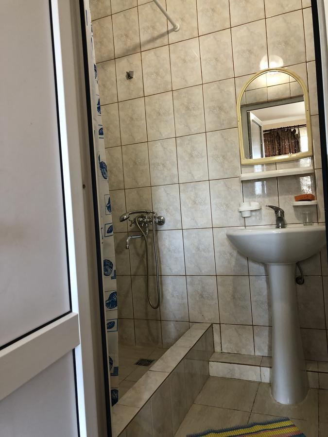 Cafe-Hotel Assir Pizunda Eksteriør bilde
